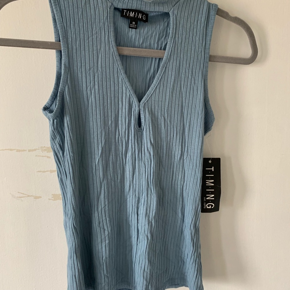 Baby blue keyhole cutout top